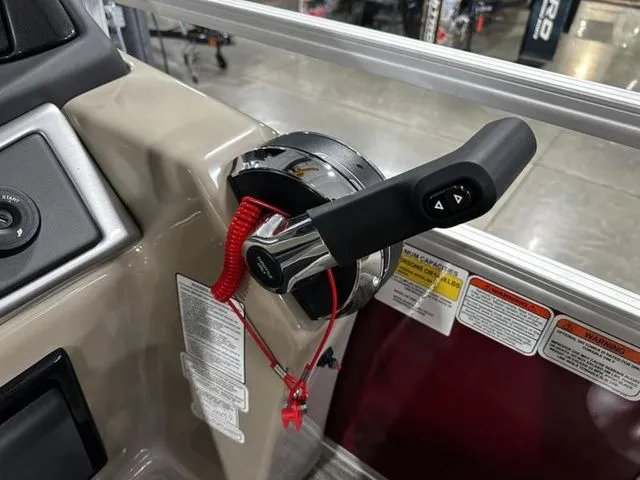 Slide: The Image of Ranger 220C 2024 - 15