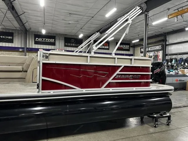 Slide: The Image of Ranger 220C 2024 - 32