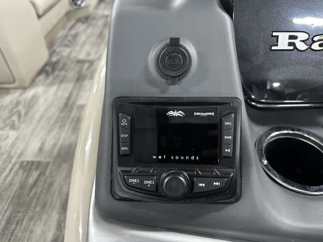 Slide: The Image of Ranger 220C 2024 - 6