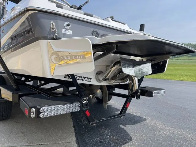 Slide: The Image of Malibu Wakesetter 21 LX 2023 - 8