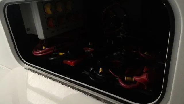 Slide: The Image of Yellowfin 36 Offshore 2023 - 20