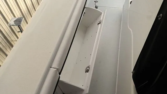 Slide: The Image of Yellowfin 36 Offshore 2023 - 25