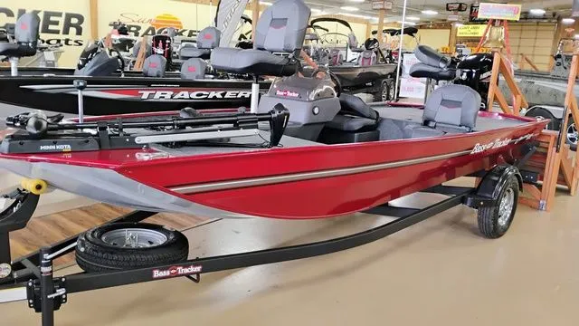 The Image of Tracker Bass Tracker Classic XL 2026 - 1