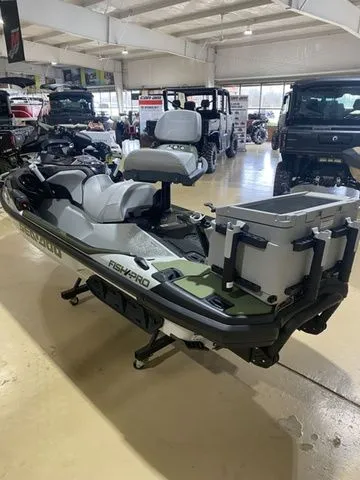 The Image of Sea-Doo FishPro Apex 300 2025 - 1