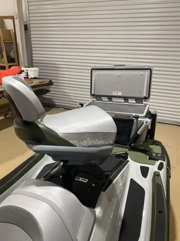 Slide: The Image of Sea-Doo FishPro Apex 300 2025 - 8