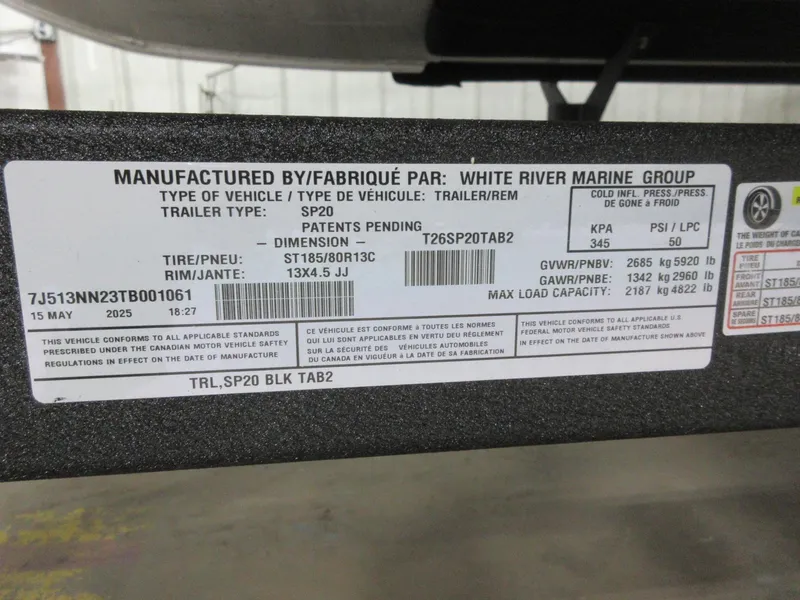 Slide: The Image of Label on a 2024 Sun Tracker Fishin' Barge 20 DLX trailer by White River Marine Group. - 14