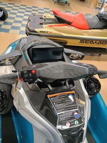 Slide: The Image of Sea-Doo GTX LTD325 2025 - 10