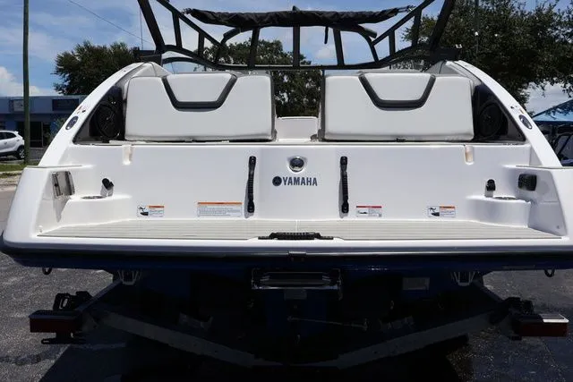 Slide: The Image of Yamaha AR250 2025 - 11