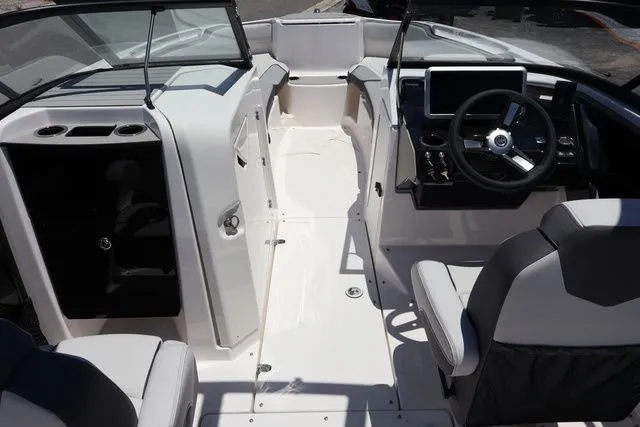 Slide: The Image of Yamaha AR250 2025 - 16