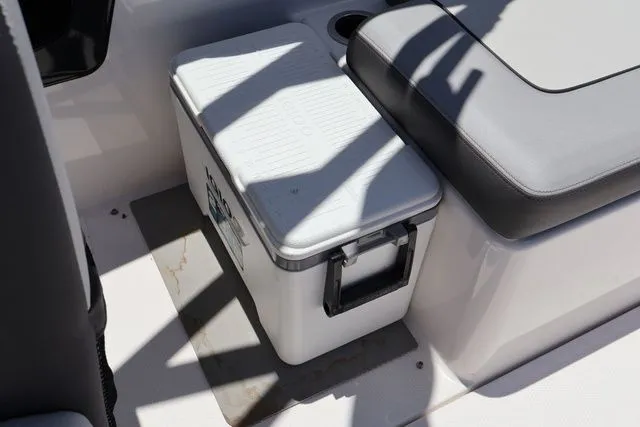 Slide: The Image of Yamaha AR250 2025 - 22