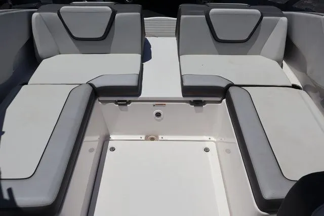 Slide: The Image of Yamaha AR250 2025 - 25