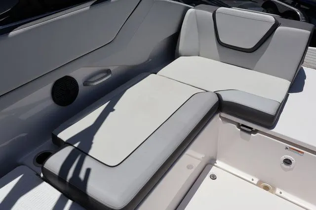 Slide: The Image of Yamaha AR250 2025 - 27