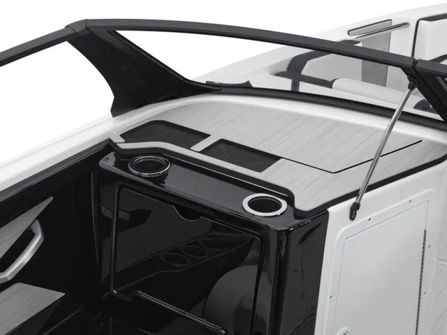 Slide: The Image of Yamaha 222SD 2025 - 8