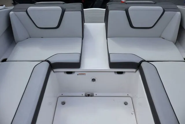 Slide: The Image of Yamaha SX250-BLACK-GALVANIZED 2025 - 21