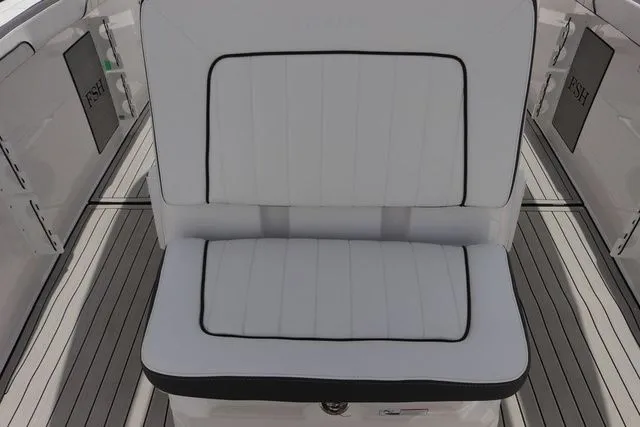 Slide: The Image of Yamaha 255 FSH SPORT E-YACHT BLUE-ALUMINUM 2025 - 26