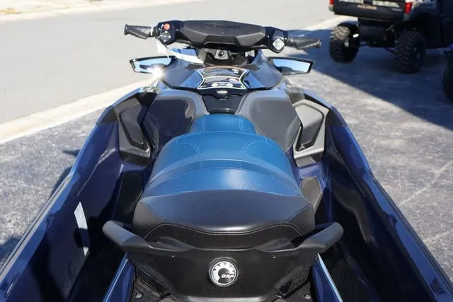 Slide: The Image of Sea-Doo GTX 170 2025 - 12