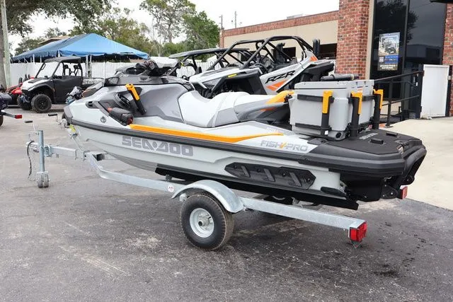 Slide: The Image of Sea-Doo FISH PRO 2025 - 4