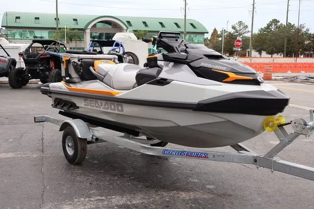 Slide: The Image of Sea-Doo FISH PRO 2025 - 8