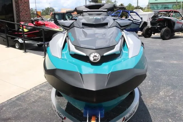 Slide: The Image of Sea-Doo GTX 2025 - 9