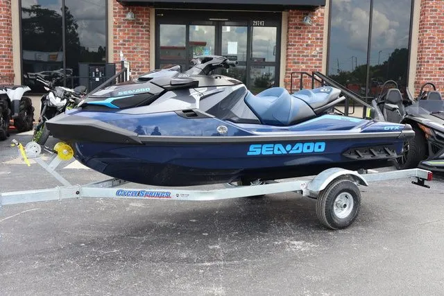 The Image of Sea-Doo GTX 230 2025 - 1