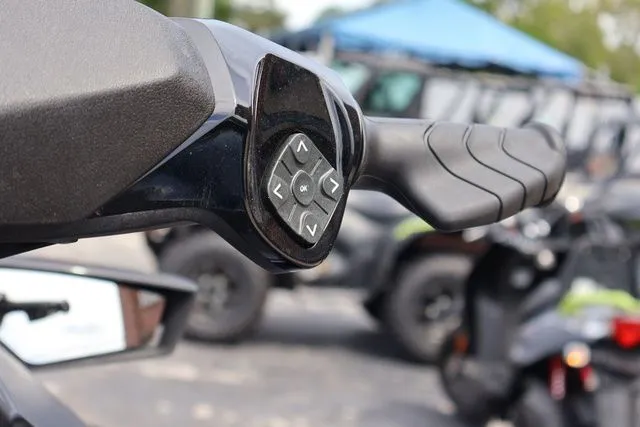 Slide: The Image of Sea-Doo GTX 230 2025 - 15