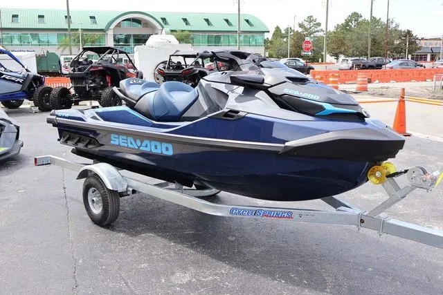 Slide: The Image of Sea-Doo GTX 230 2025 - 9