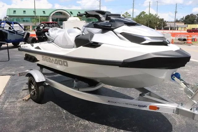 Slide: The Image of Sea-Doo GTX 2025 - 8