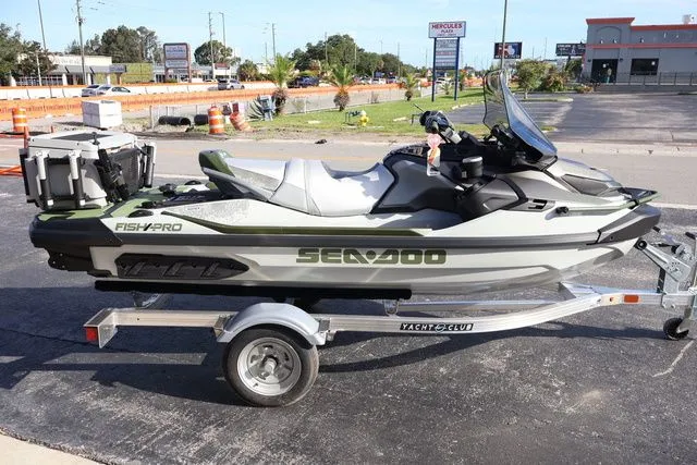 Slide: The Image of Sea-Doo FISH PRO 2025 - 7