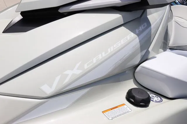 Slide: The Image of Yamaha VX CRUISER HO W/AUDIO-PEARL/MINT 2025 - 10