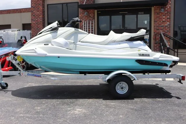 Slide: The Image of Yamaha VX CRUISER HO W/AUDIO-PEARL/MINT 2025 - 3