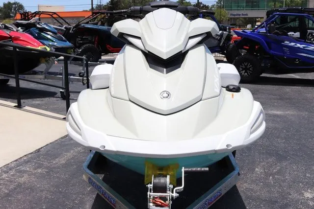 Slide: The Image of Yamaha VX CRUISER HO W/AUDIO-PEARL/MINT 2025 - 8