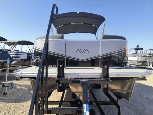 Slide: The Image of Avalon LSZ Cruise Rear Bench 23 FT 2025 - 11