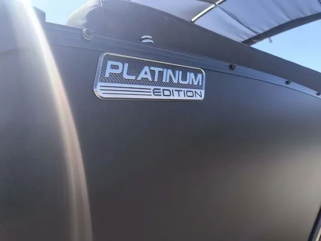 Slide: The Image of Avalon Catalina Quad Lounger 25 FT 2025 - 8