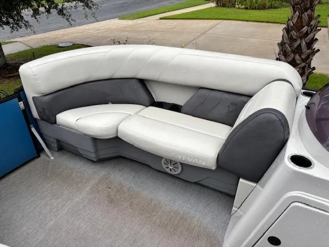 Slide: The Image of Luxurious seating on 2021 Sylvan Mirage 820 Cruise pontoon boat, featuring sleek design and comfort. - 18
