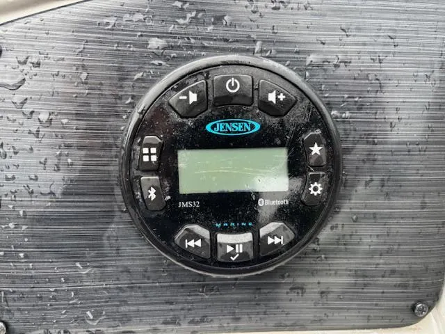Slide: The Image of Jensen JMS32 Bluetooth stereo on 2021 Sylvan Mirage 820 Cruise, wet dashboard. - 21
