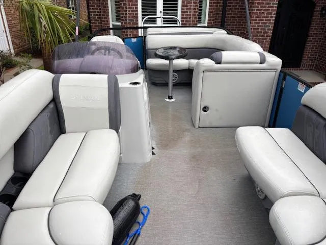 Slide: The Image of 2021 Sylvan Mirage 820 Cruise pontoon boat with spacious seating and modern design. - 9