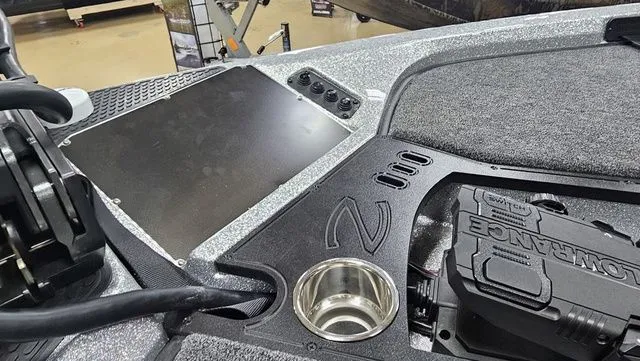 Slide: The Image of Ranger Z518 2024 - 4