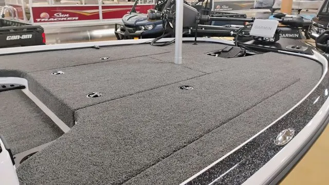 Slide: The Image of Nitro Z18 2025 - 37