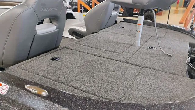 Slide: The Image of Nitro Z18 2025 - 46