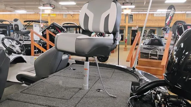 Slide: The Image of Nitro Z18 2025 - 47