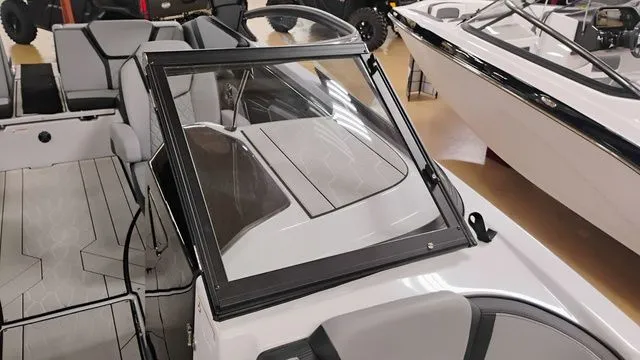 Slide: The Image of Yamaha 255XD 2025 - 38