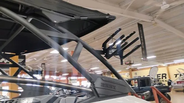 Slide: The Image of Yamaha 255XD 2025 - 5