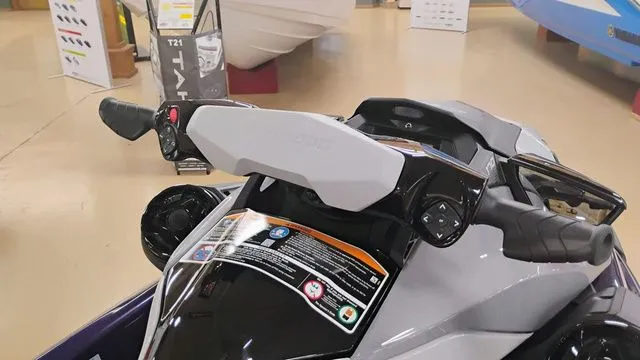 Slide: The Image of Sea-Doo GTI 2025 - 19