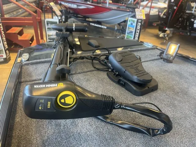 Slide: The Image of Tracker Bass Tracker Classic XL 2026 - 19