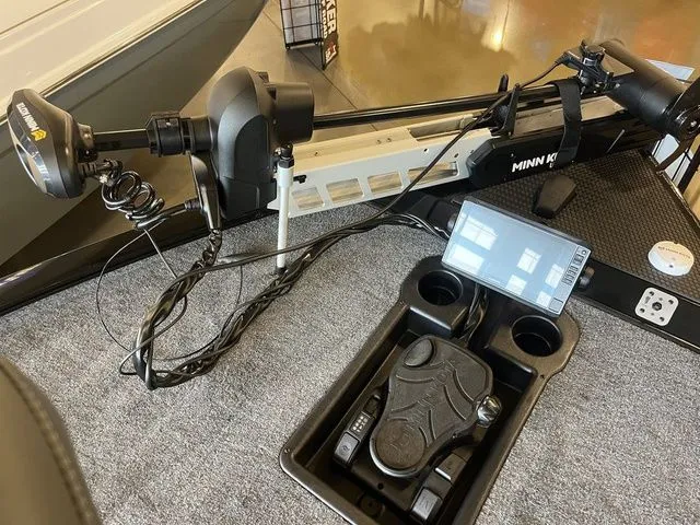 Slide: The Image of Tracker Savage 215 2026 - 8