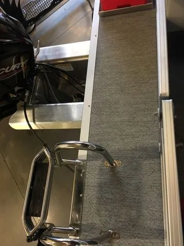 Slide: The Image of Sun Tracker Bass Buggy 16 XL 2026 - 3