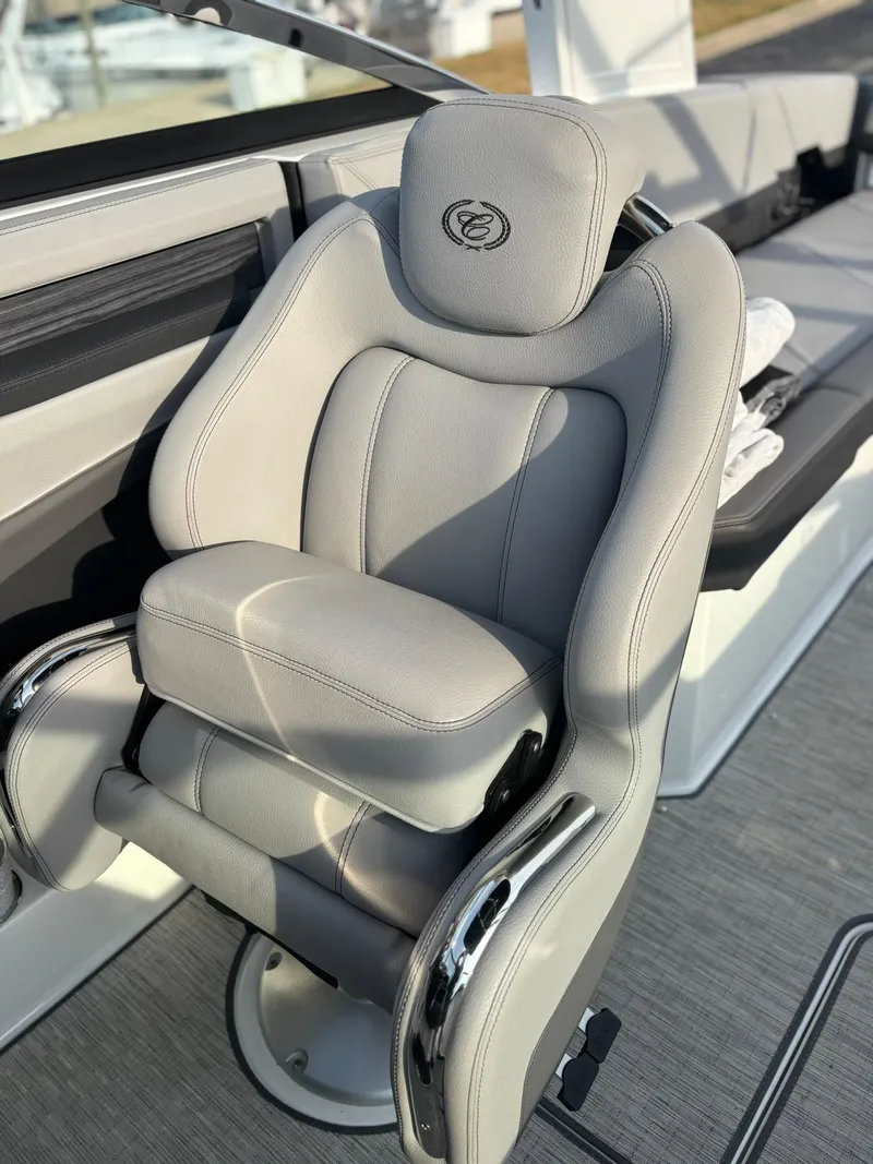 Slide: The Image of Luxurious seat on 2024 Cobalt R8 Outboard boat, featuring sleek design and premium materials. - 26