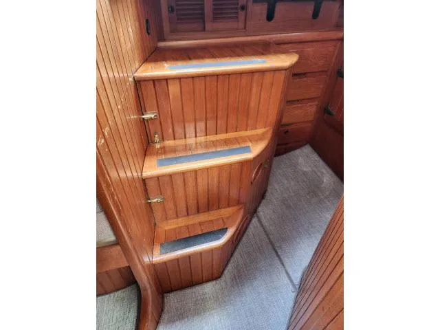 Slide: The Image of Hans Christian HC33 1983 - 51