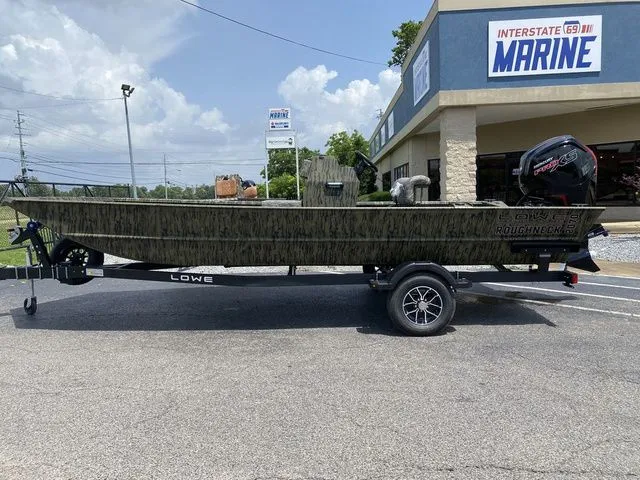 The Image of Lowe RX2070 CC 2025 - 1