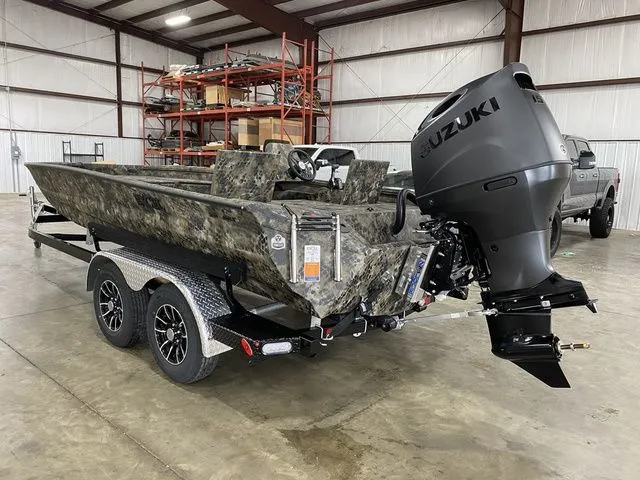 Slide: The Image of Excel BOLT 203 W/ Suzuki Stealth 150 2026 - 14